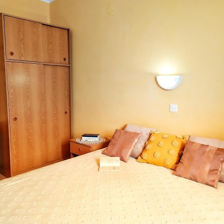 Cozy Apartments Danica Novalja With Terrace - First Floor Экстерьер фото