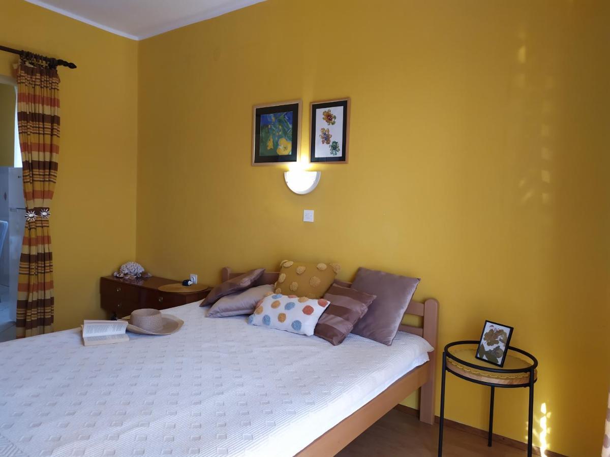 Cozy Apartments Danica Novalja With Terrace - First Floor Экстерьер фото