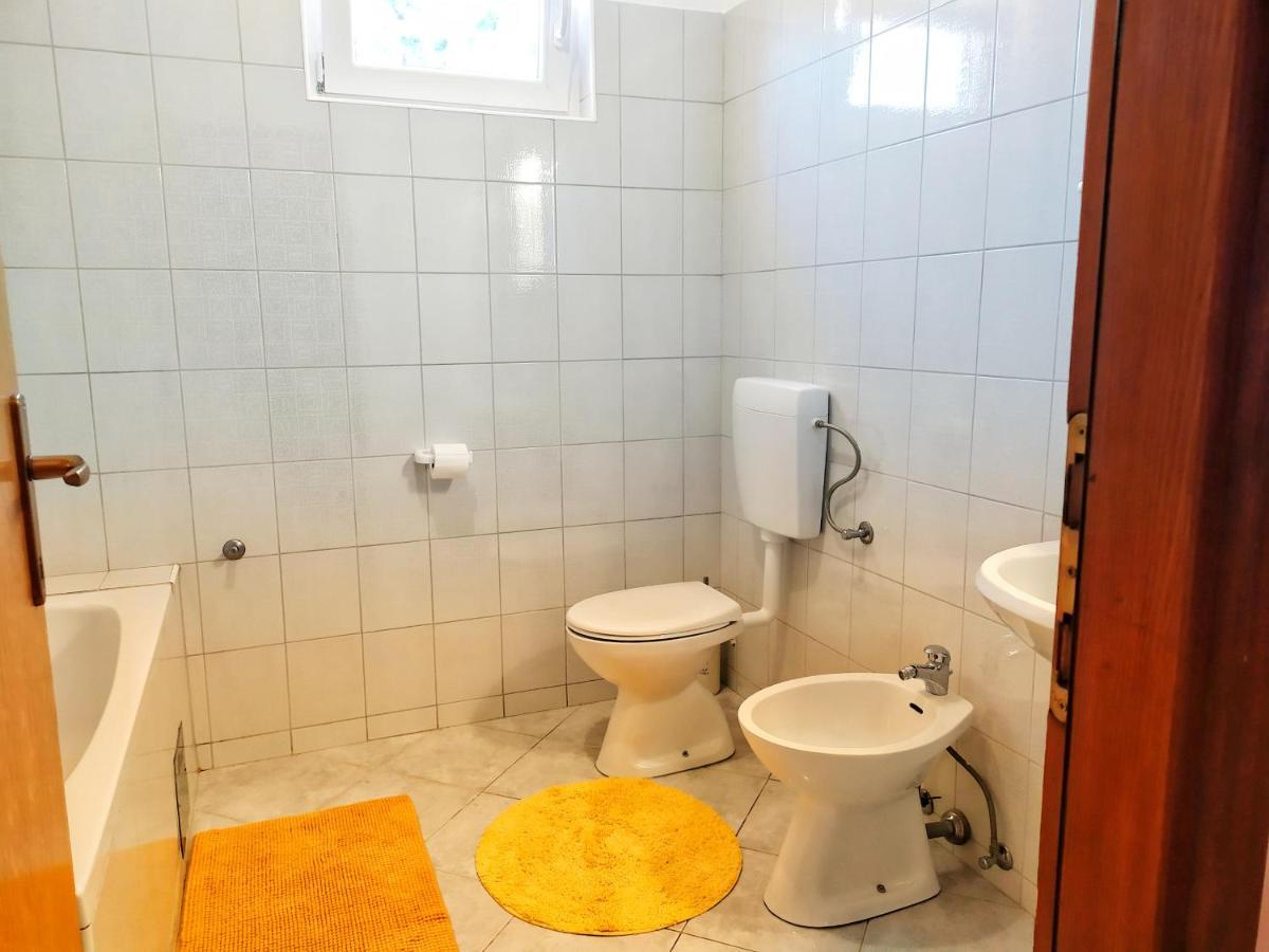 Cozy Apartments Danica Novalja With Terrace - First Floor Экстерьер фото